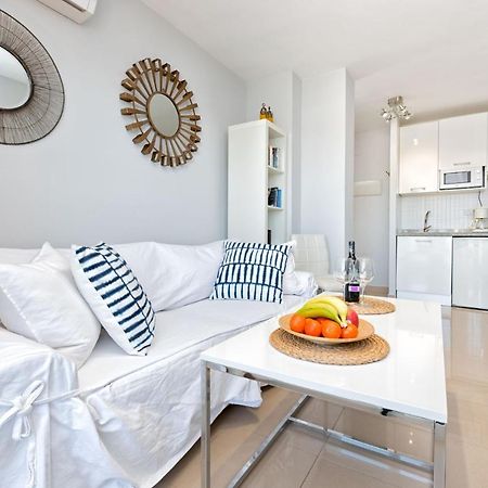 Susana Beach Apartment In Malaga By Solaga Holiday Homes Εξωτερικό φωτογραφία