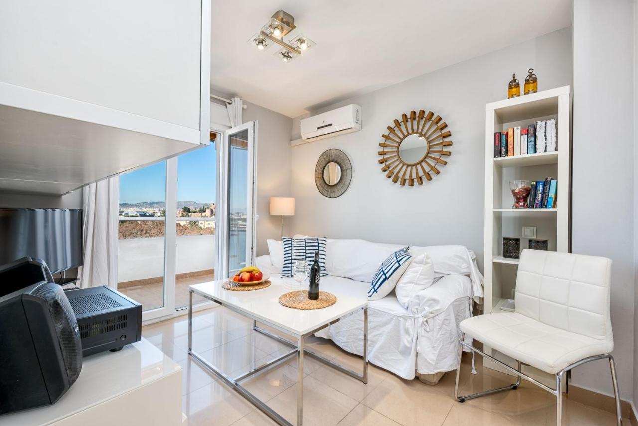 Susana Beach Apartment In Malaga By Solaga Holiday Homes Εξωτερικό φωτογραφία